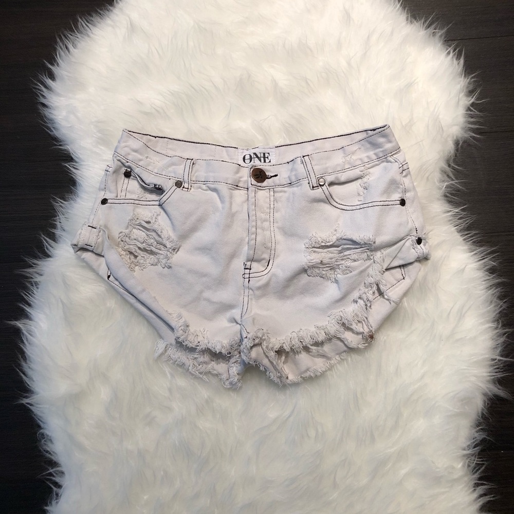 One Teaspoon x Free People White Shorts
